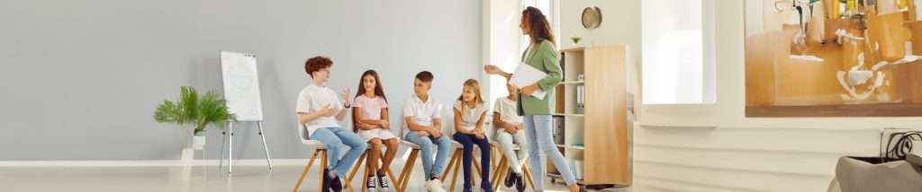 School Training Therapy for Autistic Children